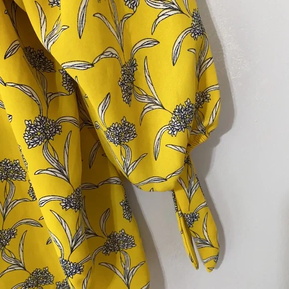 Ladies blouse - Picture 3 of 7